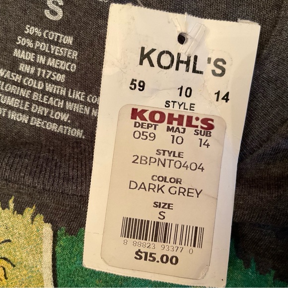 Peanuts Men’s/Unisex T-Shirt Size Small New With Tags - Picture 6 of 6